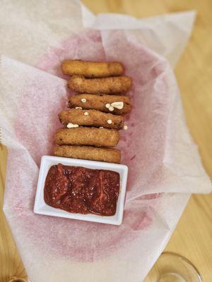 Mozzarella sticks