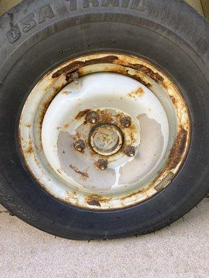 Tire is low at 20 psi.