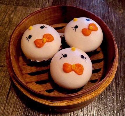 "Hello Kitty Buns" (Egg Custard)