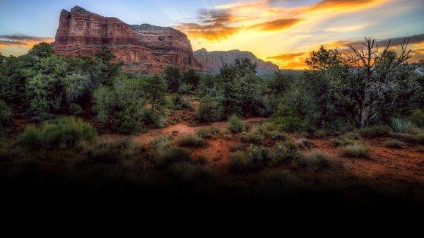 Picture of red mountains in East Mesa from luxury custom home balcony