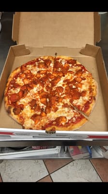 A small buffalo chicken pizza!