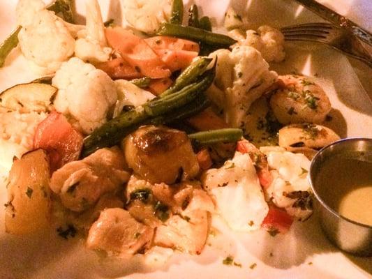 Seafood Kabob, with cauliflower, green beans & carrots-- not worth the $... Barely any seafood!!