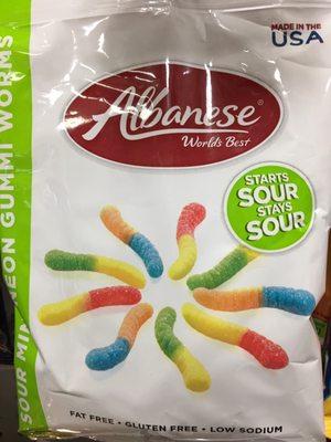 Sour gummy worms