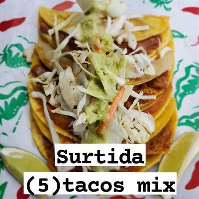 5 Taco mix order
Includes 1 of each topping
@Chicharron prensado
@Deshebrada
@Papa chorizo
@Papa Papa
@Frijol refrito