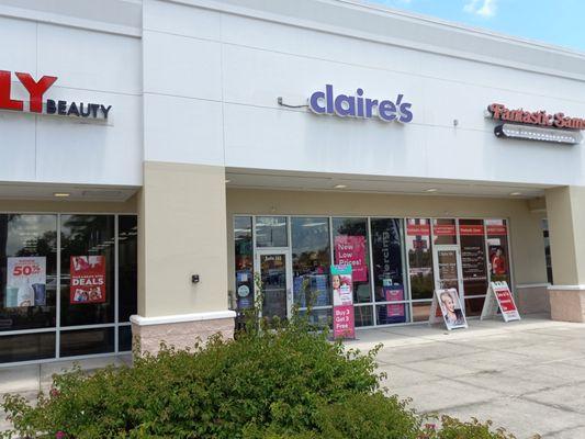 Claire's