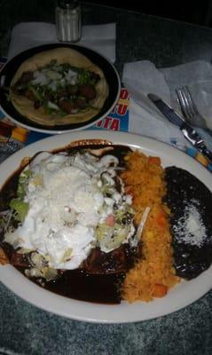 Enchiladas plate, mole sauce