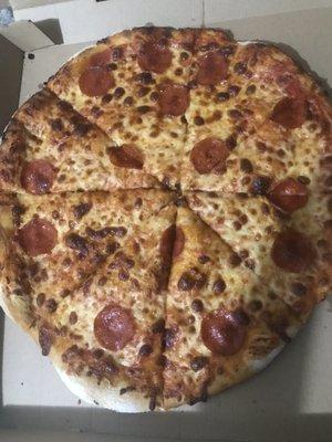 16" pepperoni pizza