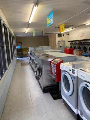 Rustburg Laundry Land