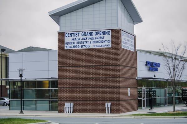 Exterior picture of our Dentist office located in Northlake Charlotte, North Carolina.