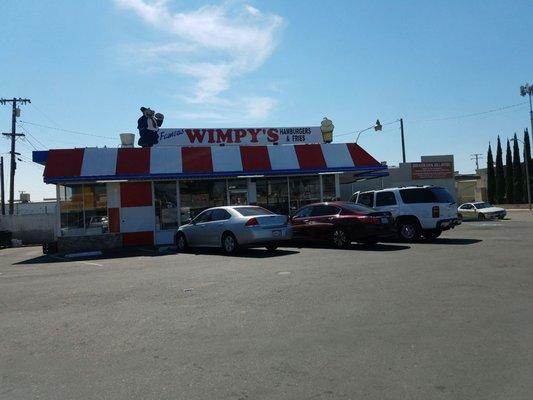 Shares parking lot with Wimpy's.