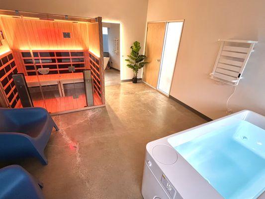 Irvines newest hotspot! Infrared Sauna & Cold Plunge Studio