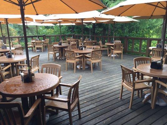 Outdoor dining patio