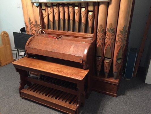 Early 1900's Pipe Organ