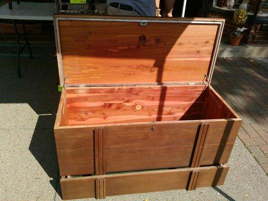 Lane Cedar Chest & Steamer Trunks