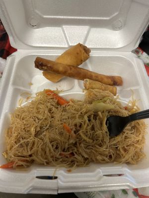 Chicken pancit with very very little chicken