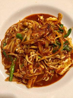 Squid BBokUm---Stir-fried squid with sweet and spicy sauce