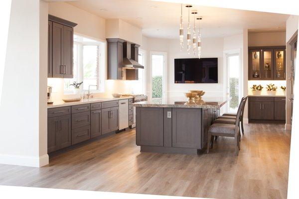 "Transform your kitchen into a masterpiece with Kitchen Art Floor and Bath - your one-stop destination for expert kitchen remodeling service