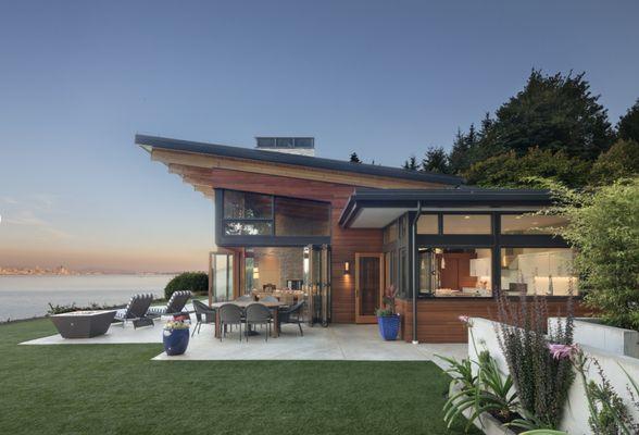 Contemporary Seaside Escape