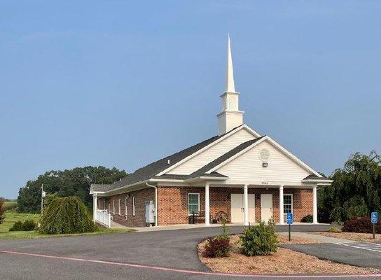 A church on the hill along John Waylan Blvd in Bridgewater, VA