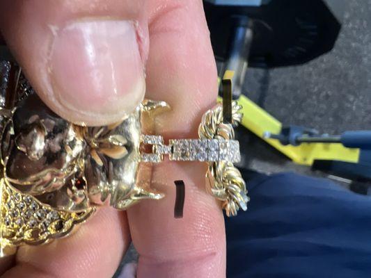 Custom piece missing diamonds end up being 10 karat when charged 14 karat