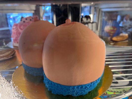 Blue ribbon boob cake, perky!