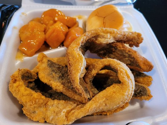 Fried fish and yams