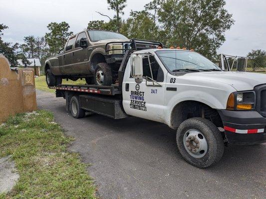 Flat bed towing service