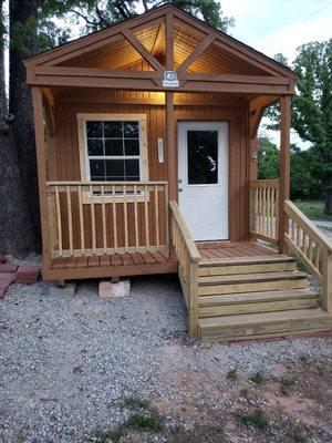 Now available for our guests, new laundromat and shower!