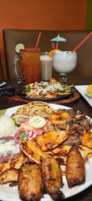 Mixed Fajitas 
 Parrillada Salvadoreña
 Pina Colada
 Horchata
 Michelada