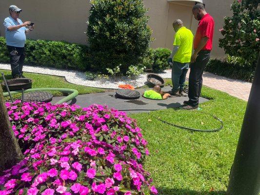 Grease trap pumping 1500 gallon trap.