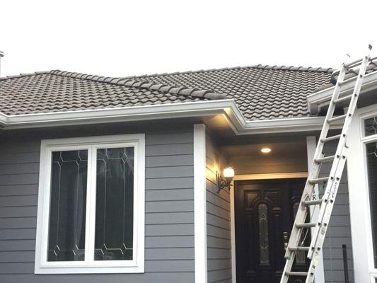 White Gutter- Residential- Installation- Portland, OR