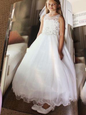 First communion dress 
Size 7,8,10,12,14