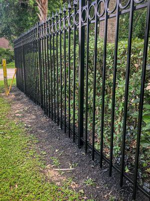 Conroe TX Fence contractors near Lake Conroe, TX installed a decorative wrought iron fence.