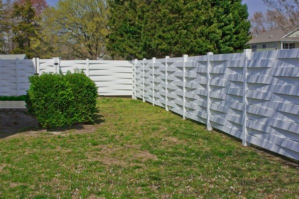 Basket Weave White Vinyl Fence!