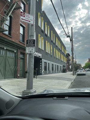 Side profile of the Brooklyn zinc, very clean building, very friendly block.