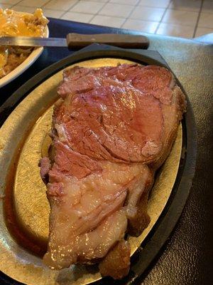 Saturday night prime rib. Done to perfection! A HUGE serving.