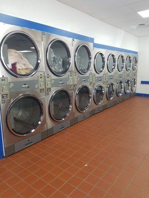 We have 20 of the 30 lb dryers and 6 of the 45 lb dryers