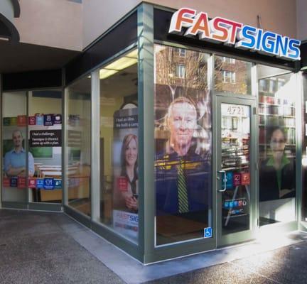 FASTSIGNS