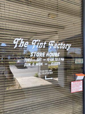 Shop hours