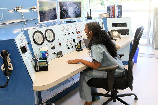 Hyperbaric Chamber control center