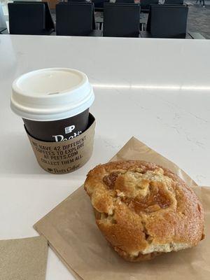 Small white chocolate mocha latte, Apple muffin