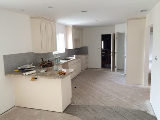 Family gally style kitchen in El Cajon. Total remodle!