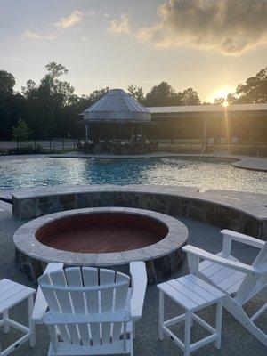 The pool-side fire pit.