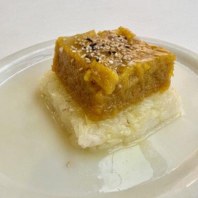 Thai Egg Custard with Sweet Sticky Rice