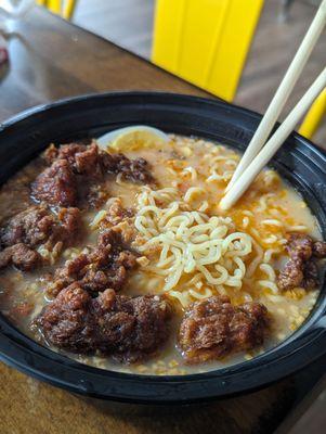 Spicy tonkotsu with karaage