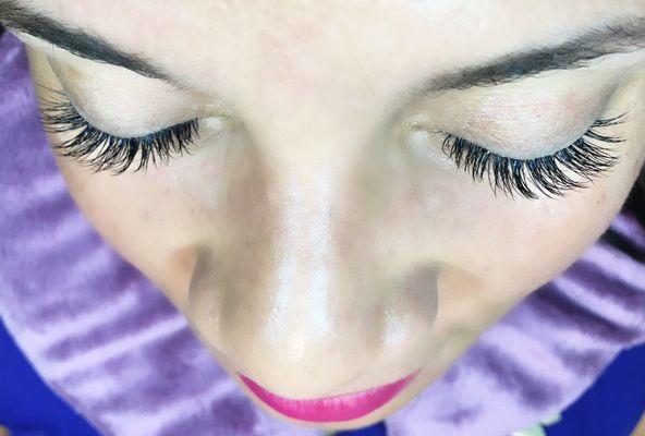 Love, love, love my lashes! And the lash nap :)