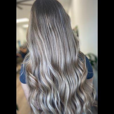 Pearl blonde Balayage