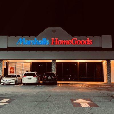 Marshalls & HomeGoods