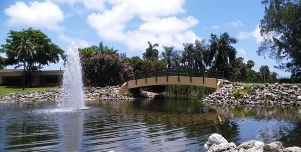 This lovely venue, located in Hollywood, FL, features a beautiful outdoor ceremony location and an elegant reception room.