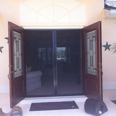 French doors screen